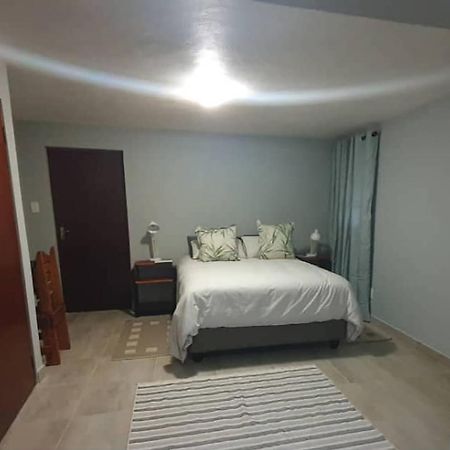 Goggas Nest Bnb & Restaurant Matsapha Buitenkant foto
