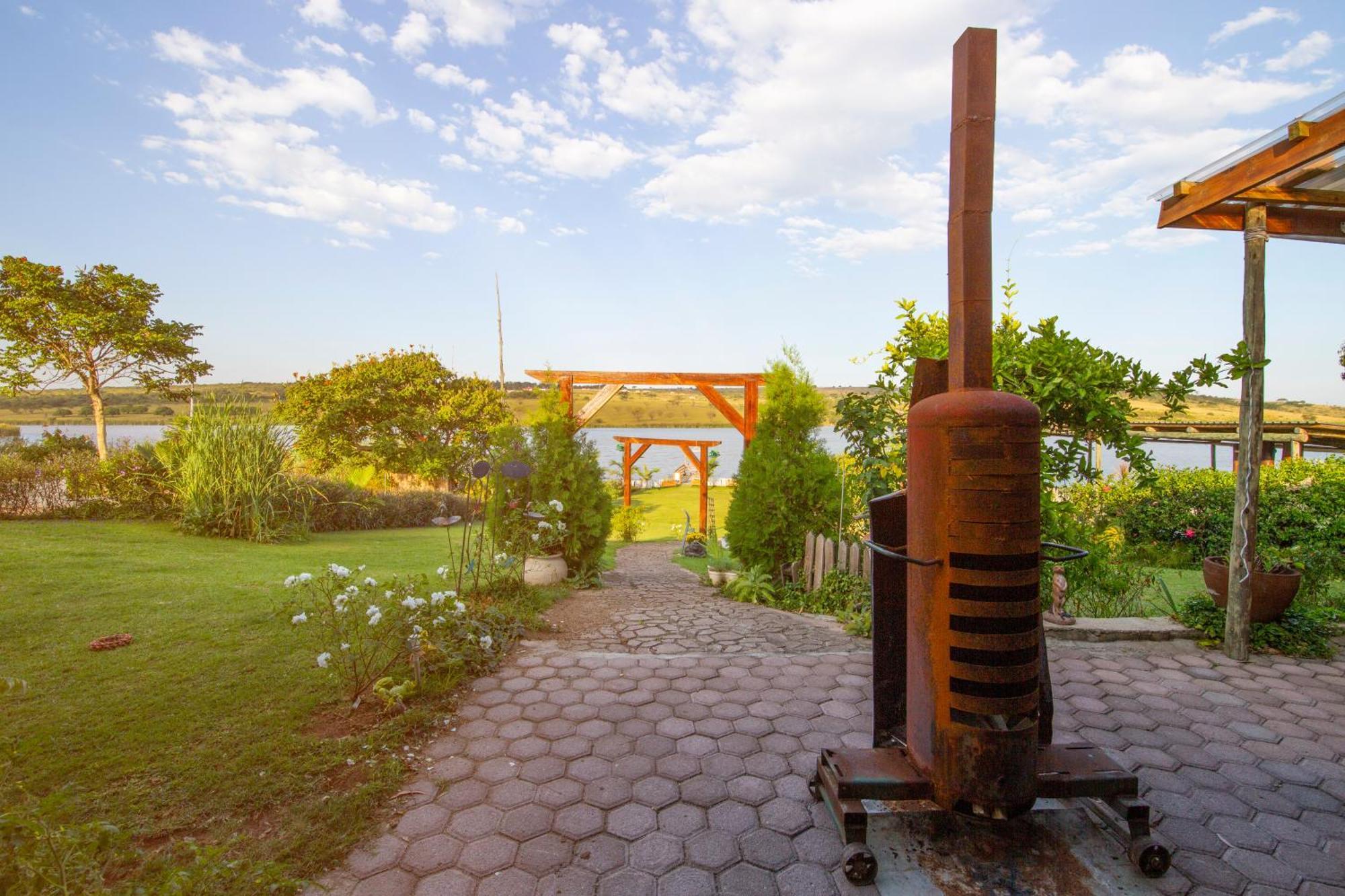 Goggas Nest Bnb & Restaurant Matsapha Buitenkant foto