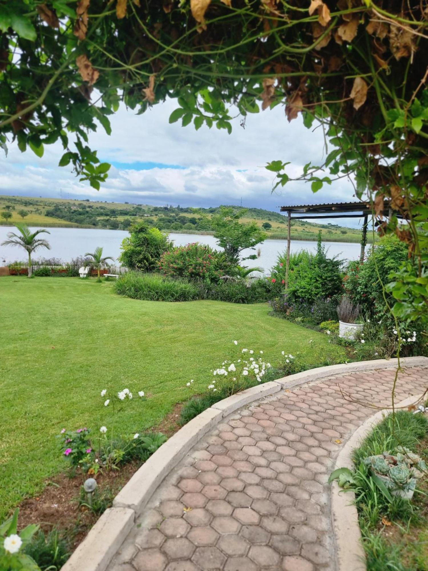 Goggas Nest Bnb & Restaurant Matsapha Buitenkant foto