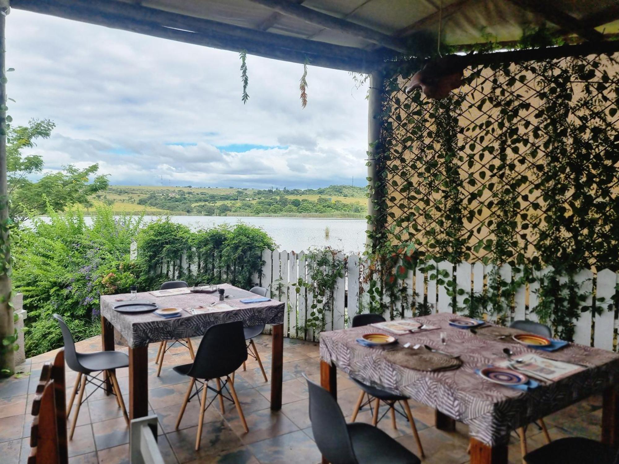 Goggas Nest Bnb & Restaurant Matsapha Buitenkant foto