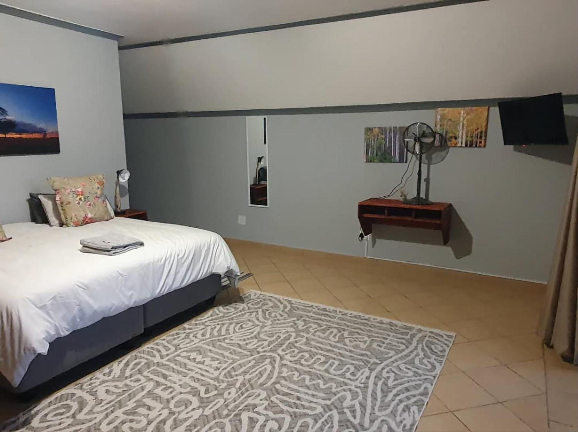 Goggas Nest Bnb & Restaurant Matsapha Buitenkant foto
