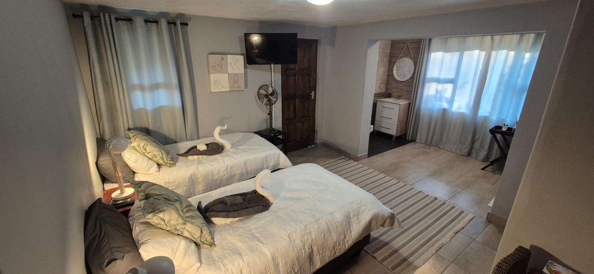 Goggas Nest Bnb & Restaurant Matsapha Buitenkant foto